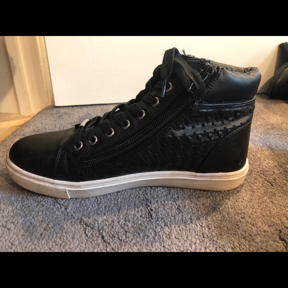steve madden sneakers